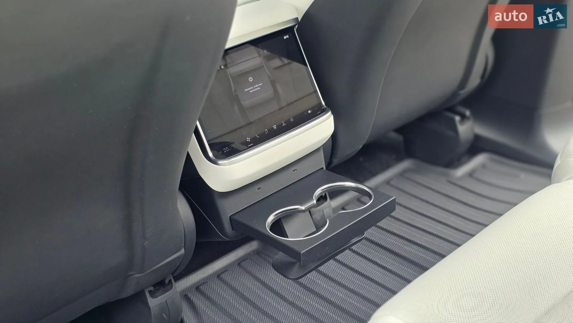 2023 Tesla Model X - мініатюра 42