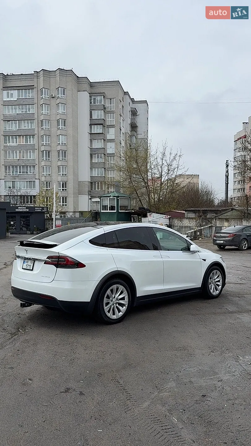 2020 Tesla Model X - мініатюра 31