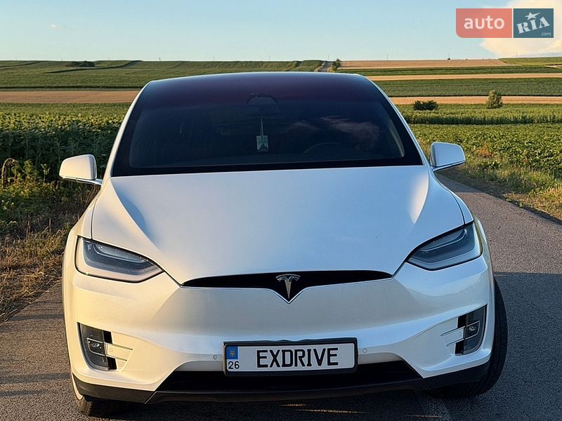 Позашляховик / Кросовер Tesla Model X 2019 в Чернівцях фото 29 Позашляховик / Кросовер Tesla Model X 2019 в Чернівцях