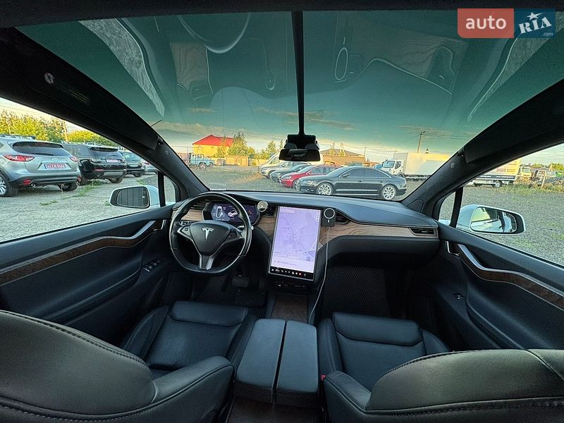 Позашляховик / Кросовер Tesla Model X 2020 в Луцьку