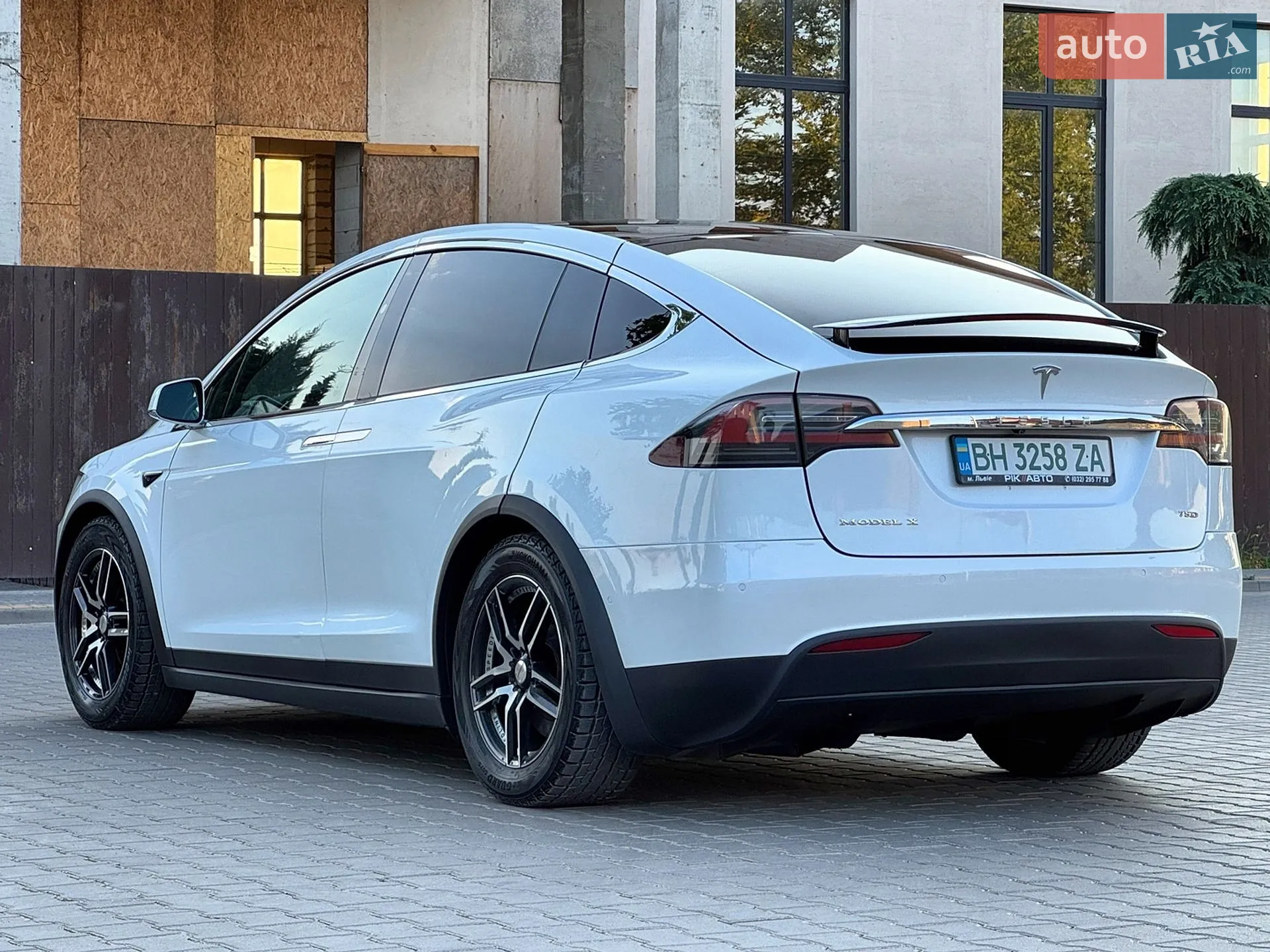 2018 Tesla Model X - мініатюра 9