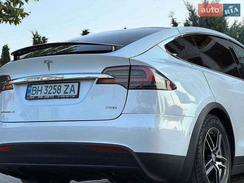 Позашляховик / Кросовер Tesla Model X 2018 в Одесі