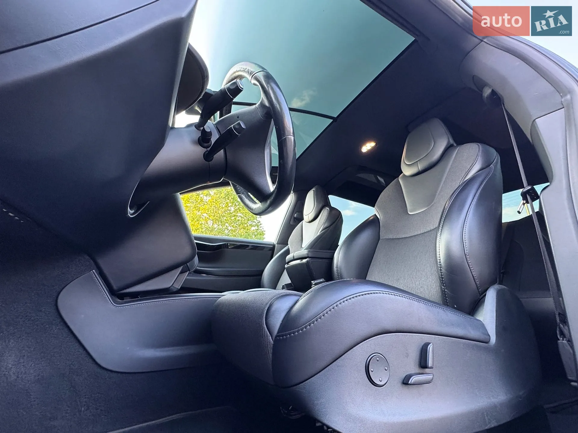 2018 Tesla Model X - мініатюра 20
