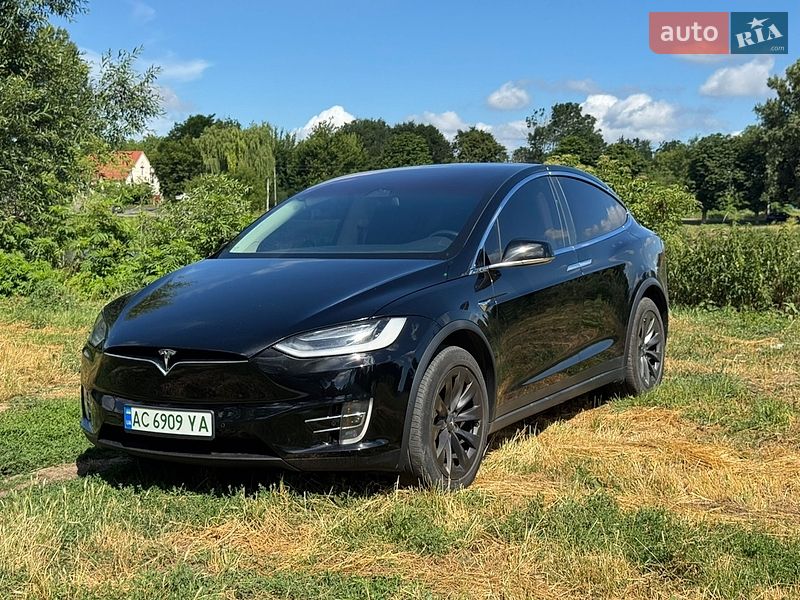 Внедорожник / Кроссовер Tesla Model X 2018 в Виннице