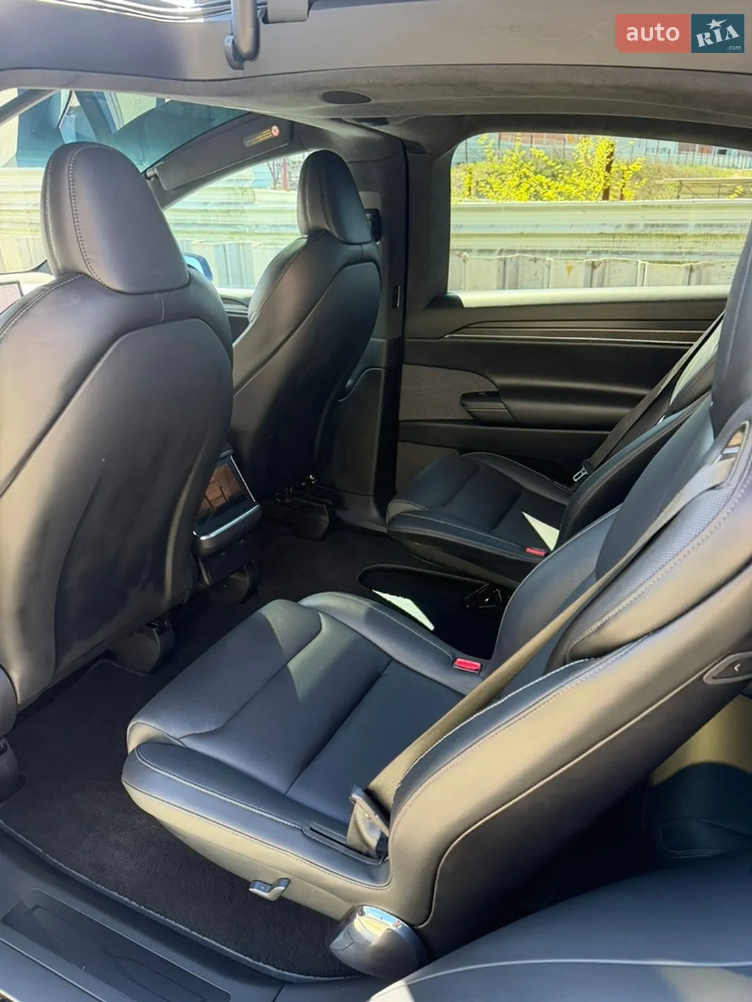2022 Tesla Model X - мініатюра 9