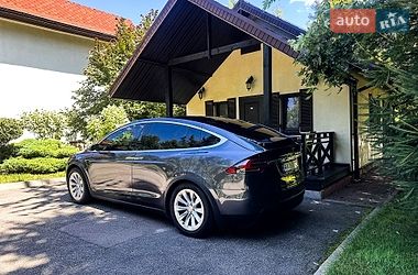 Позашляховик / Кросовер Tesla Model X 2017 в Києві фото 10 Позашляховик / Кросовер Tesla Model X 2017 в Києві