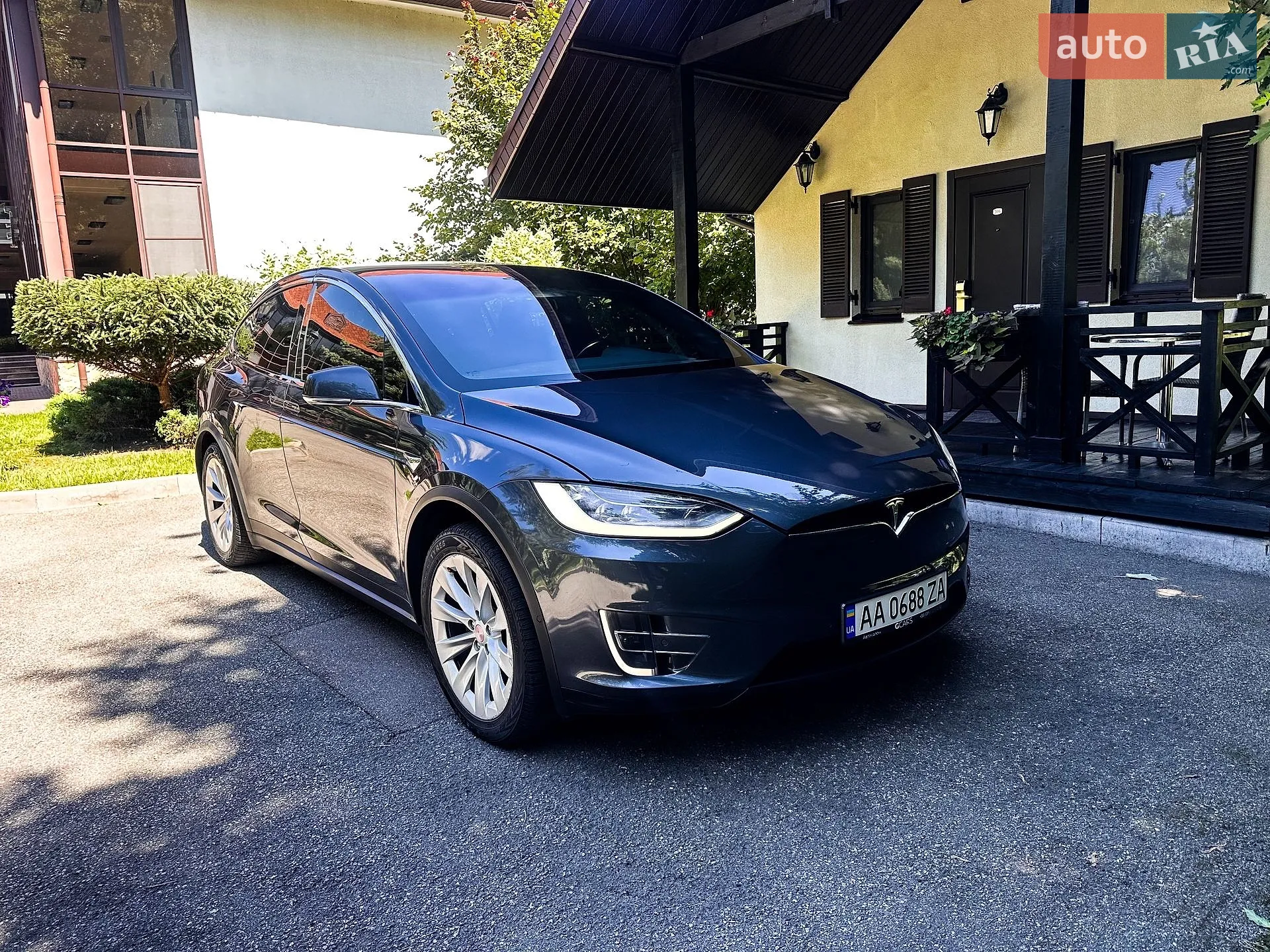 2017 Tesla Model X - мініатюра 14