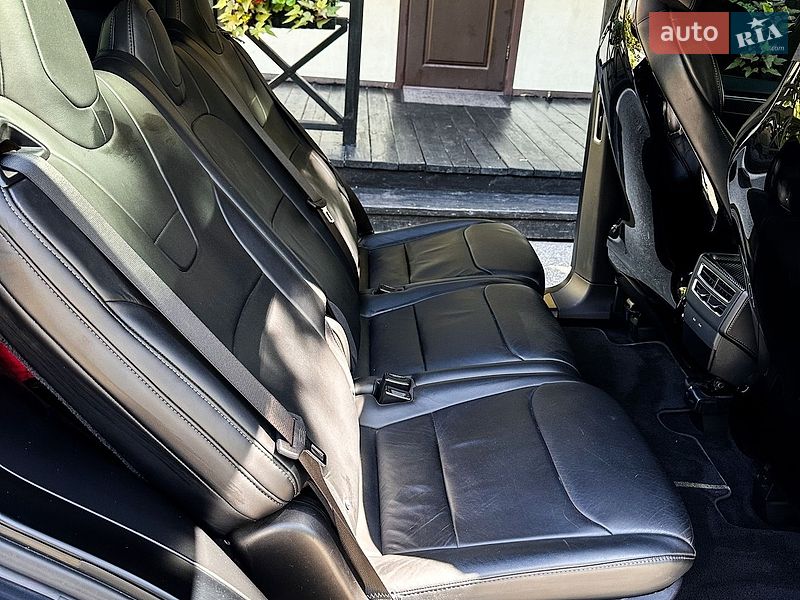 Позашляховик / Кросовер Tesla Model X 2017 в Києві фото 30 Позашляховик / Кросовер Tesla Model X 2017 в Києві