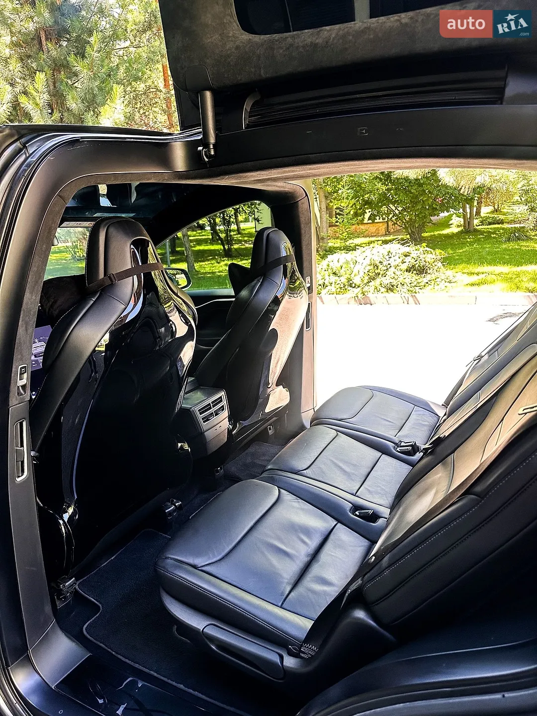 2017 Tesla Model X - мініатюра 31