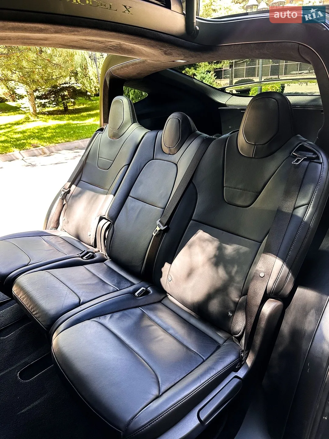2017 Tesla Model X - мініатюра 35