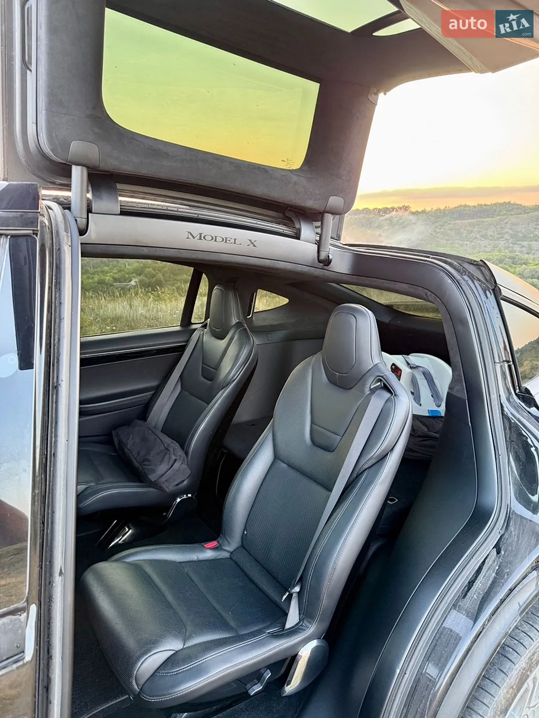 2016 Tesla Model X - мініатюра 16