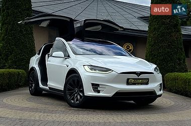 Позашляховик / Кросовер Tesla Model X 2019 в Львові фото 2 Позашляховик / Кросовер Tesla Model X 2019 в Львові