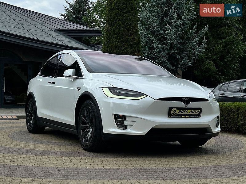 Позашляховик / Кросовер Tesla Model X 2019 в Львові фото Позашляховик / Кросовер Tesla Model X 2019 в Львові