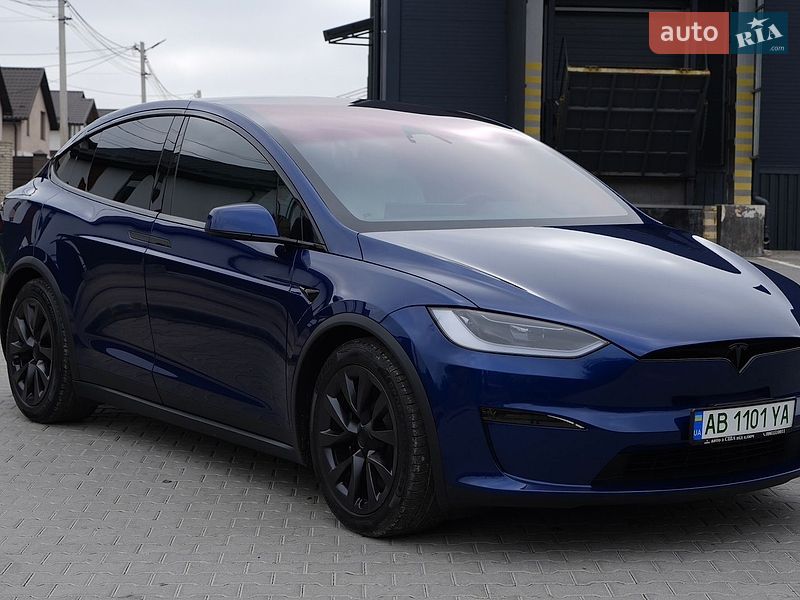 Tesla Model X 2023