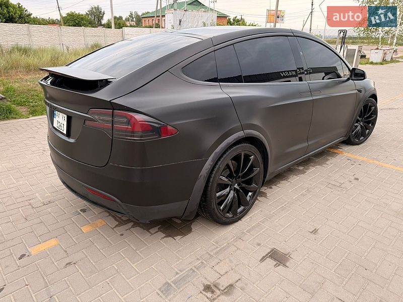 Внедорожник / Кроссовер Tesla Model X 2018 в Харькове