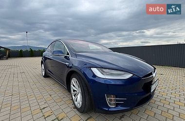 Позашляховик / Кросовер Tesla Model X 2016 в Іршаві