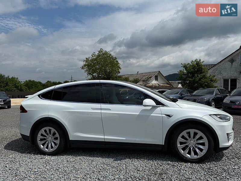 Внедорожник / Кроссовер Tesla Model X 2018 в Кременце фото 4 Внедорожник / Кроссовер Tesla Model X 2018 в Кременце