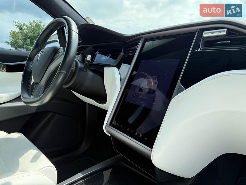 Внедорожник / Кроссовер Tesla Model X 2018 в Кременце фото 10 Внедорожник / Кроссовер Tesla Model X 2018 в Кременце