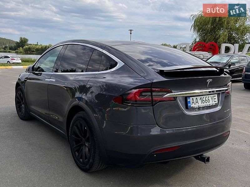 Позашляховик / Кросовер Tesla Model X 2020 в Києві