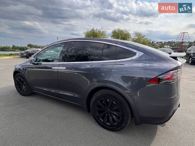 Позашляховик / Кросовер Tesla Model X 2020 в Києві
