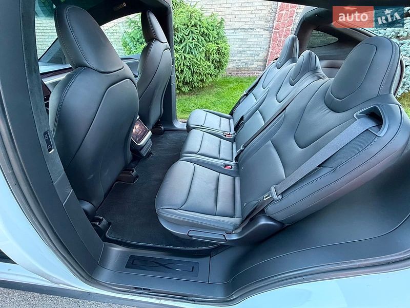 Внедорожник / Кроссовер Tesla Model X 2022 в Киеве