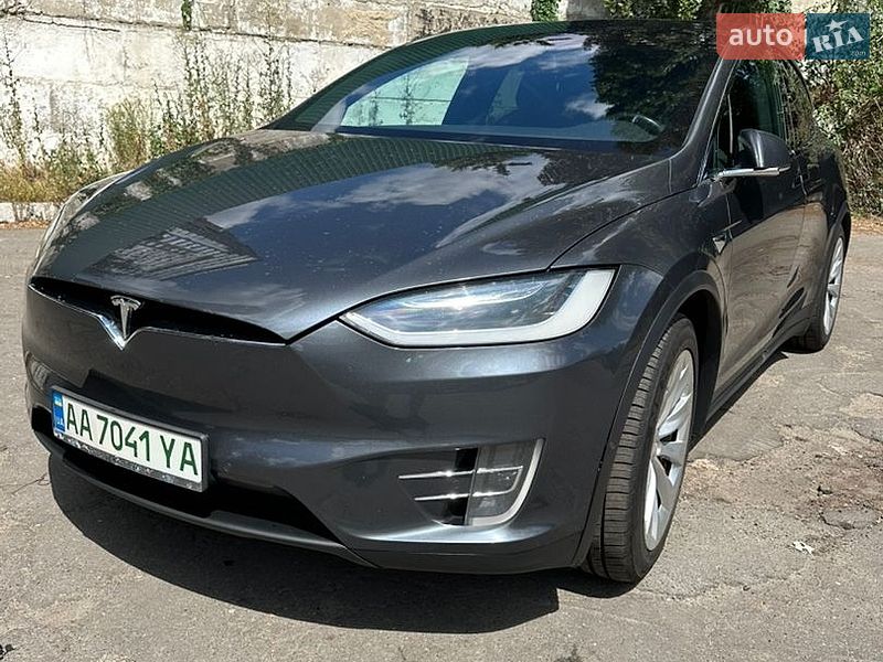 Внедорожник / Кроссовер Tesla Model X 2017 в Ирпене фото 7 Внедорожник / Кроссовер Tesla Model X 2017 в Ирпене