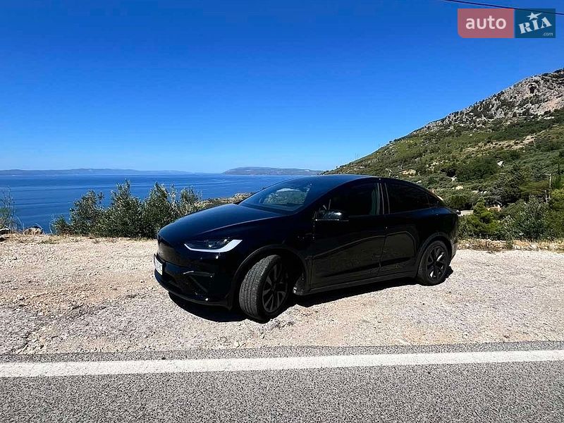 Внедорожник / Кроссовер Tesla Model X 2024 в Ивано-Франково