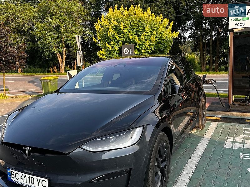 Внедорожник / Кроссовер Tesla Model X 2024 в Ивано-Франково