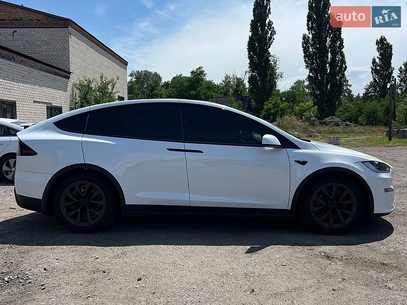 Внедорожник / Кроссовер Tesla Model X 2023 в Полтаве фото 8 Внедорожник / Кроссовер Tesla Model X 2023 в Полтаве