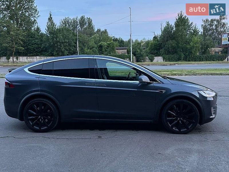 Позашляховик / Кросовер Tesla Model X 2019 в Львові фото 4 Позашляховик / Кросовер Tesla Model X 2019 в Львові