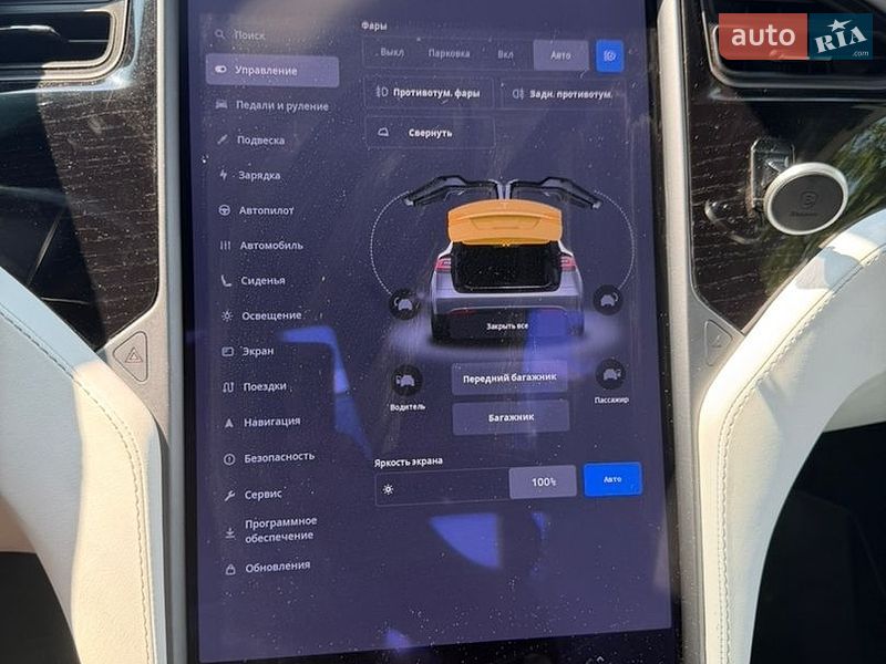 Позашляховик / Кросовер Tesla Model X 2019 в Ірпені