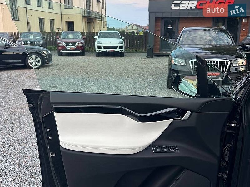 Позашляховик / Кросовер Tesla Model X 2019 в Стрию фото 10 Позашляховик / Кросовер Tesla Model X 2019 в Стрию