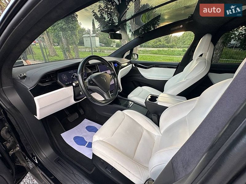 Позашляховик / Кросовер Tesla Model X 2019 в Стрию фото 11 Позашляховик / Кросовер Tesla Model X 2019 в Стрию