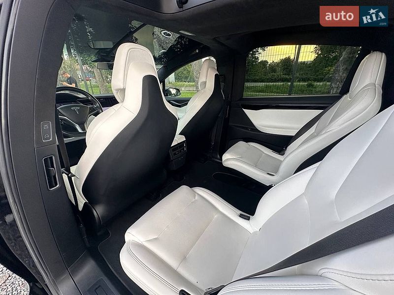 Позашляховик / Кросовер Tesla Model X 2019 в Стрию фото 18 Позашляховик / Кросовер Tesla Model X 2019 в Стрию