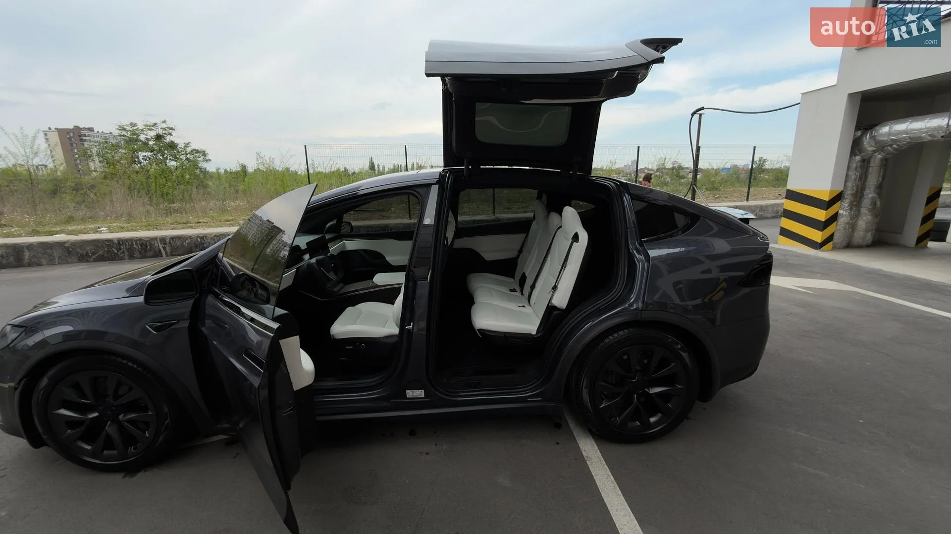 2023 Tesla Model X - мініатюра 13