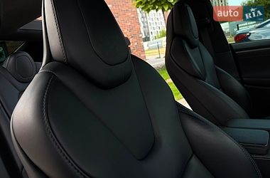 Позашляховик / Кросовер Tesla Model X 2019 в Києві