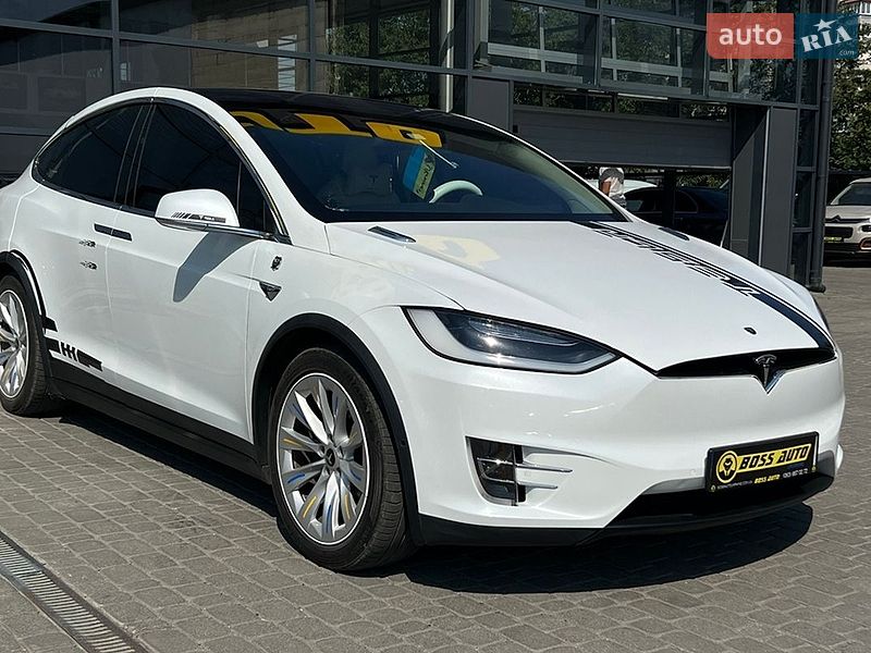 Tesla Model X 2018