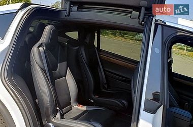 Позашляховик / Кросовер Tesla Model X 2019 в Миколаєві