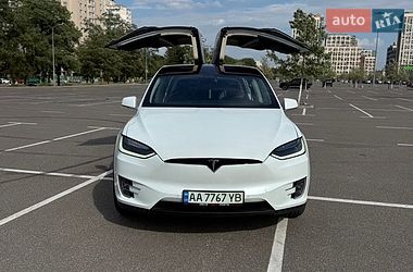 Внедорожник / Кроссовер Tesla Model X 2017 в Киеве
