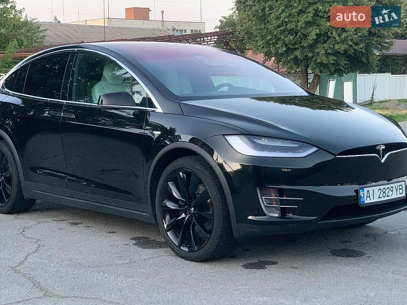 Tesla Model X 2017