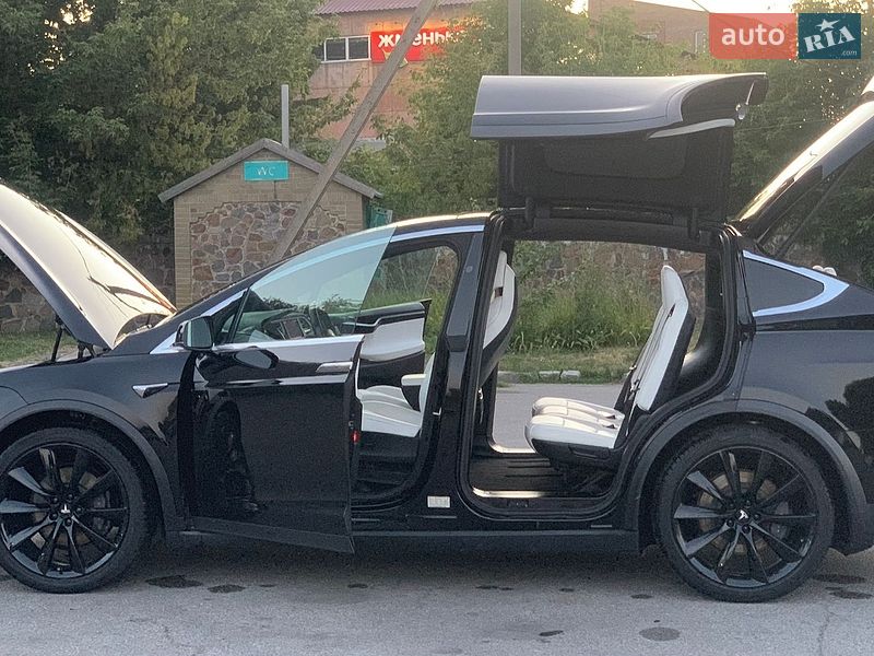 Позашляховик / Кросовер Tesla Model X 2017 в Сквирі фото 21 Позашляховик / Кросовер Tesla Model X 2017 в Сквирі
