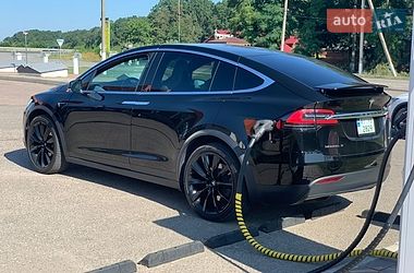 Позашляховик / Кросовер Tesla Model X 2017 в Сквирі фото 32 Позашляховик / Кросовер Tesla Model X 2017 в Сквирі