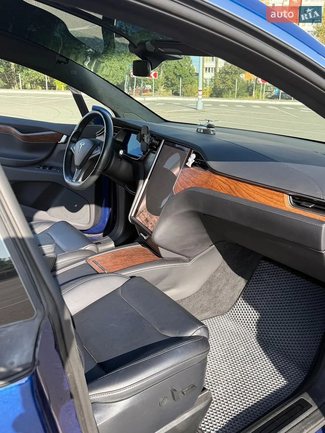 2020 Tesla Model X - мініатюра 11