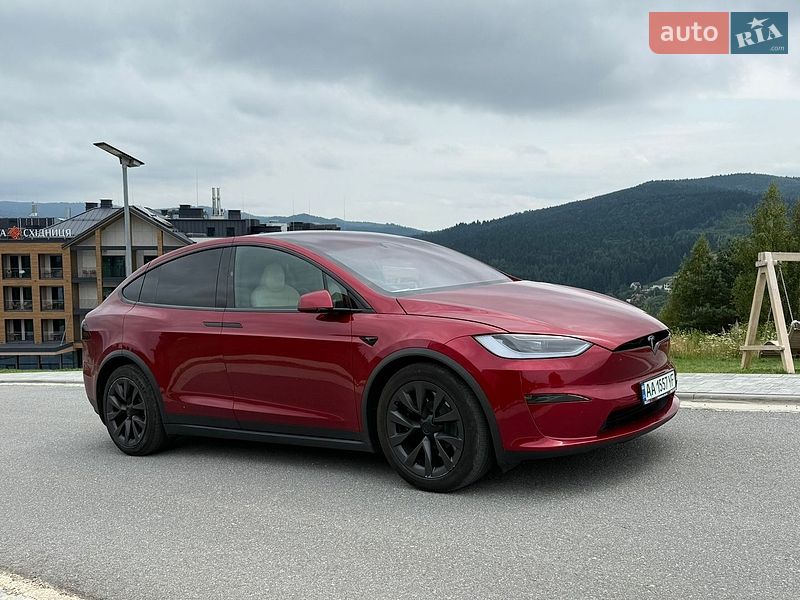 Внедорожник / Кроссовер Tesla Model X 2024 в Киеве