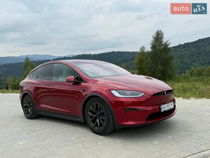 Внедорожник / Кроссовер Tesla Model X 2024 в Киеве