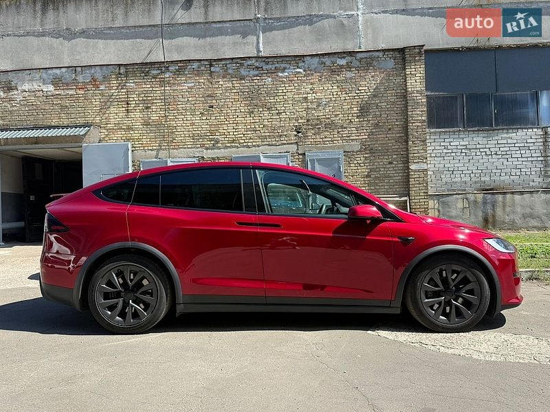 Внедорожник / Кроссовер Tesla Model X 2024 в Киеве