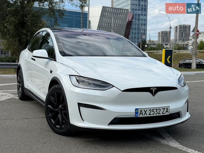 Внедорожник / Кроссовер Tesla Model X 2023 в Киеве