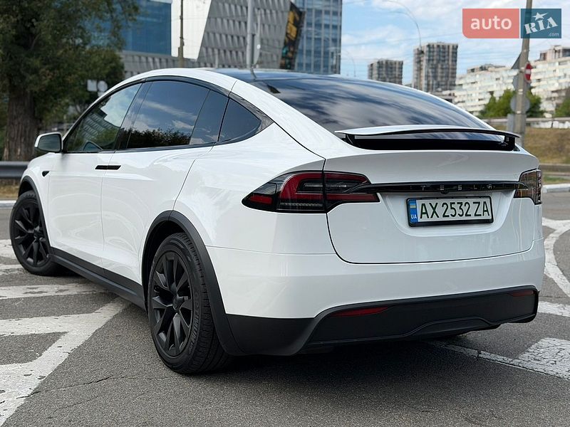 Внедорожник / Кроссовер Tesla Model X 2023 в Киеве