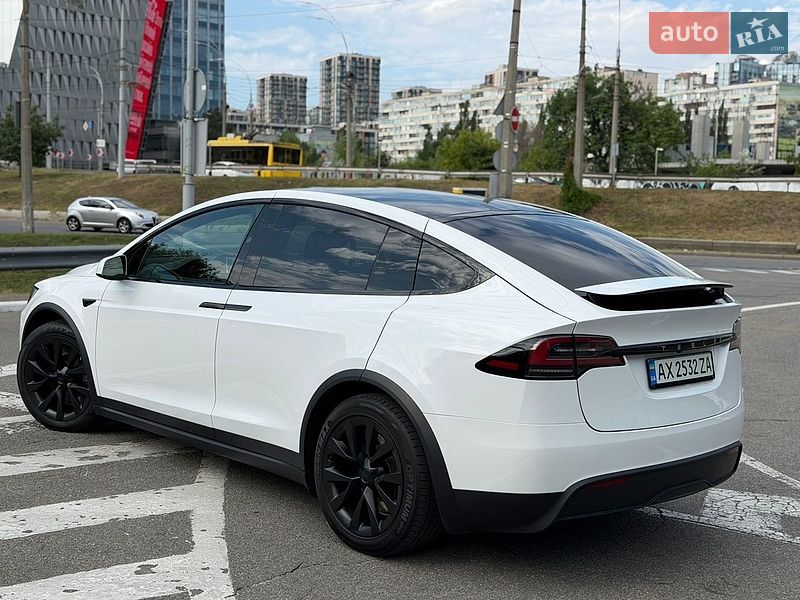 Внедорожник / Кроссовер Tesla Model X 2023 в Киеве
