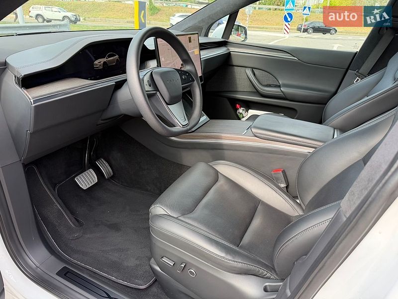 Внедорожник / Кроссовер Tesla Model X 2023 в Киеве